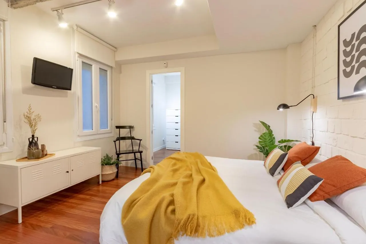 Gran Apartamento Con Estilo En El Centro De Bilbao